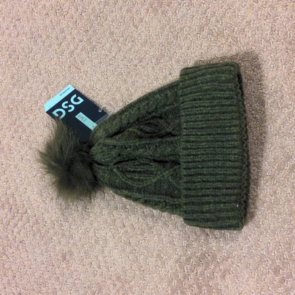 DSG Girls Cable Pom Beanie in Olive Green NWT